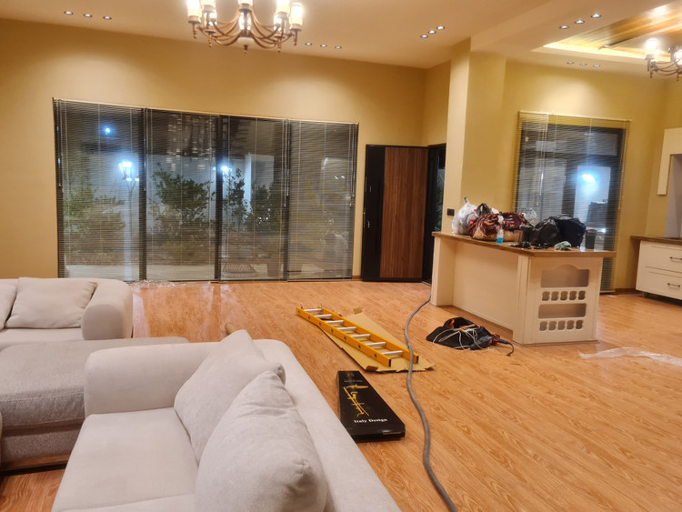 پرده کرکره فلزی رنگ بژ کد 411